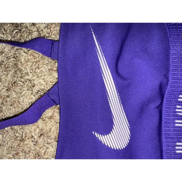 Nike Pro Women's Light-Support Non-Padded Sports Bra Sample - Picture 3 of 12